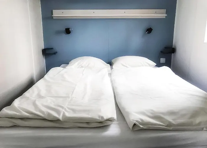 De Brenkberg-1 By Interhome Схинвелд